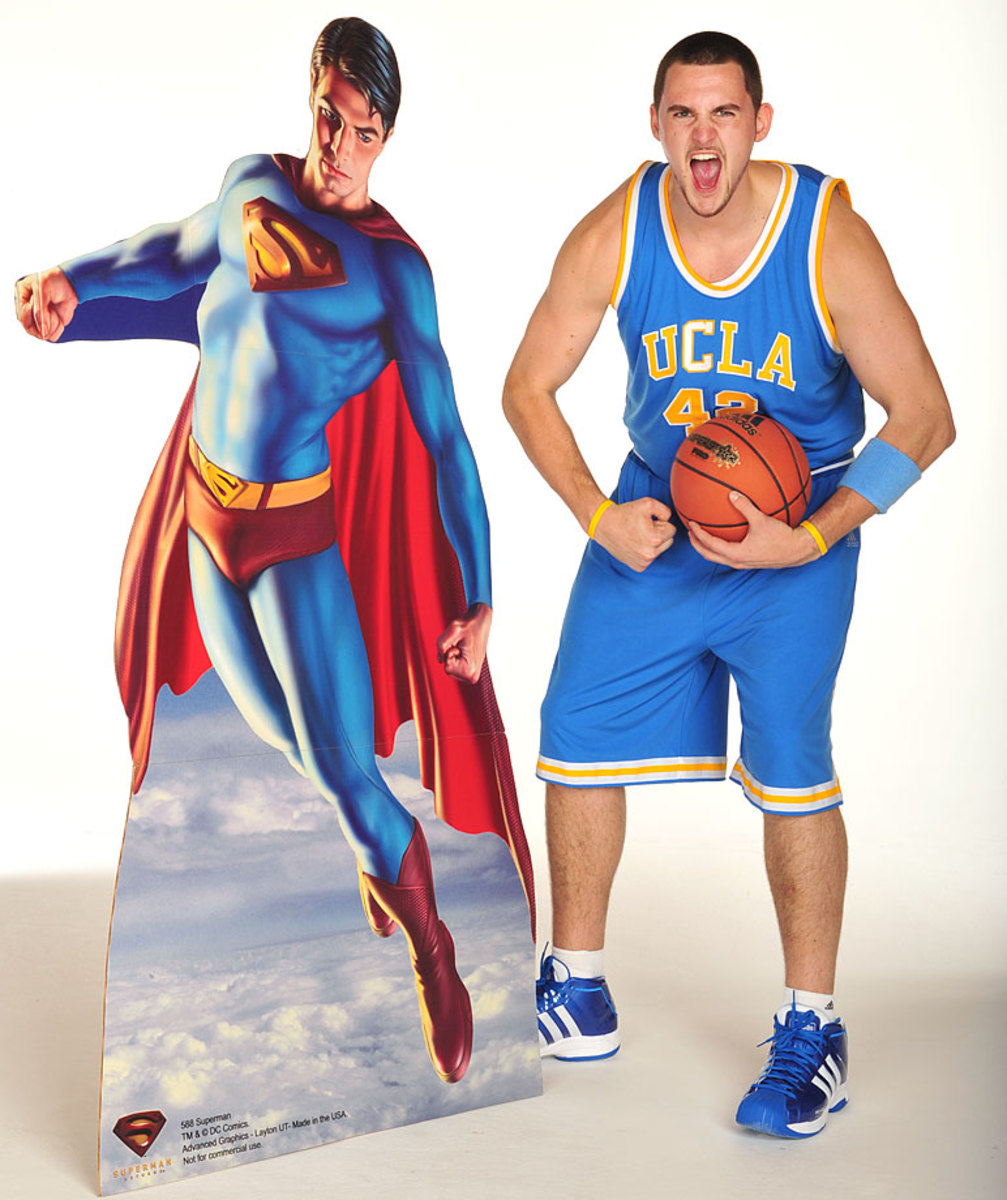 2007-Kevin-Love-Superman-075820035.jpg